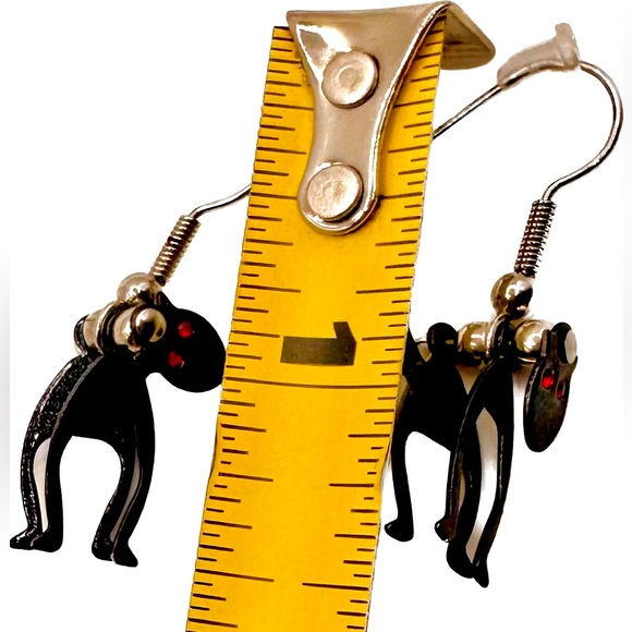 Cute Black Cat 🐈‍⬛ w/Red Eyes Earrings& moves HALLOWEEN 🎃 or just 4CAT lovers! - Picture 2 of 2